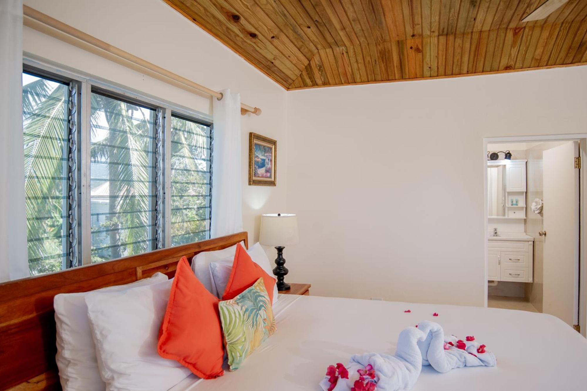 تريجر آيلاند بيتش Beyond Sunset Resort & Villas المظهر الخارجي الصورة