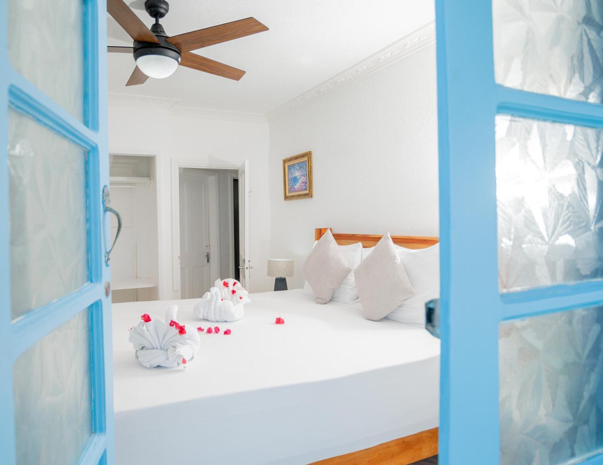 تريجر آيلاند بيتش Beyond Sunset Resort & Villas المظهر الخارجي الصورة