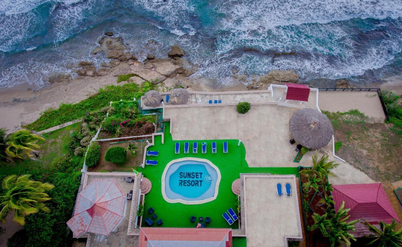 تريجر آيلاند بيتش Beyond Sunset Resort & Villas المظهر الخارجي الصورة